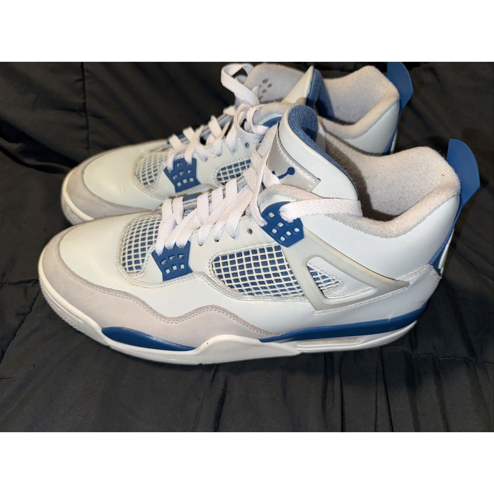 Size 10.5 - Air Jordan 4 Retro 2024 Military Blue